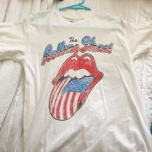 Tillys rolling stone tshirt